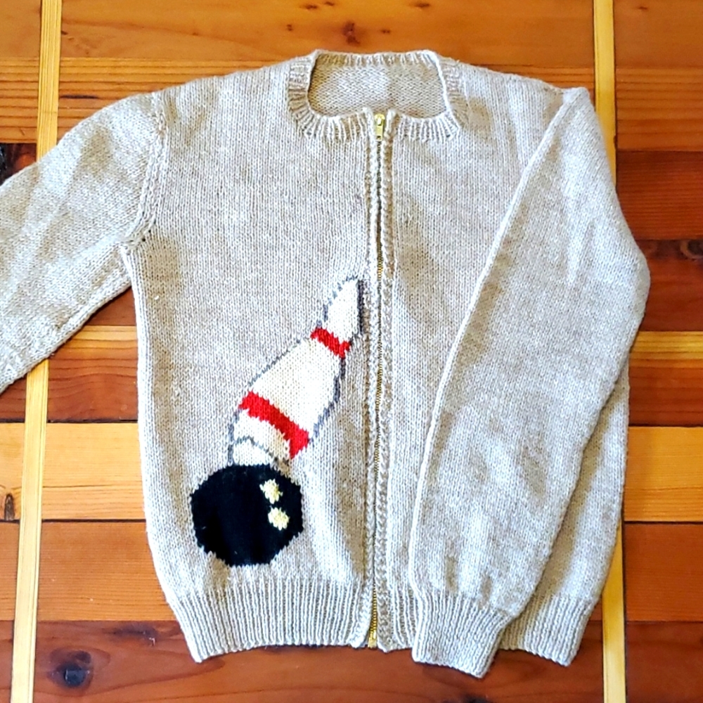 VTG handknit bowling sweater